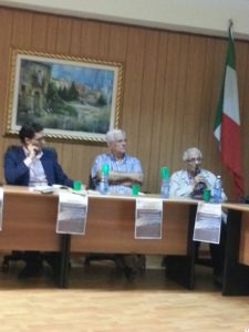 Colosimi, libro Manu Ciro Servillo tavolo