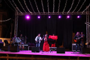 notte-battente-gruppo-palco